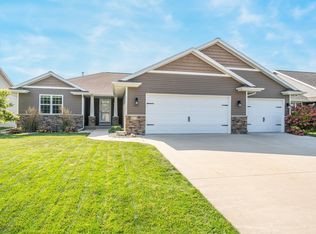 4801 N Indigo Ln, Appleton, WI 54913