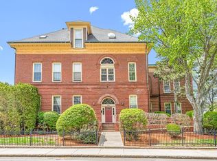 408 Lebanon St APT 17, Melrose, MA 02176