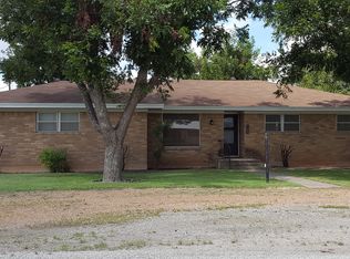 308 Hickory St, Roscoe, TX 79545