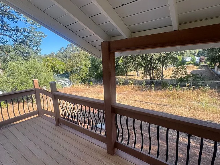 4829 Chico St — Photo 22