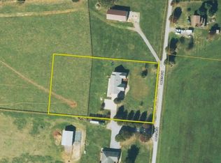 237 Preston Ln, Luray, VA 22835