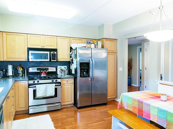 2nd image of 8200 N Lincoln Ave #202