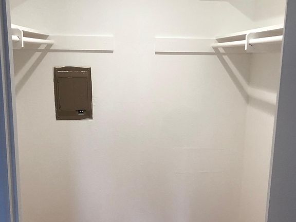 3rd image of 4133 Kansas St APT 1D