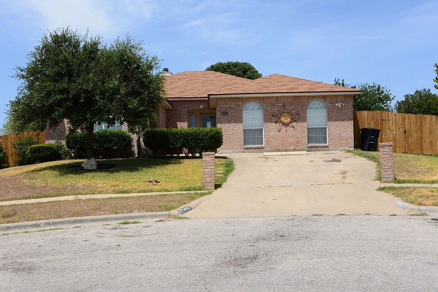 1st image of 3402 Beagle Ct