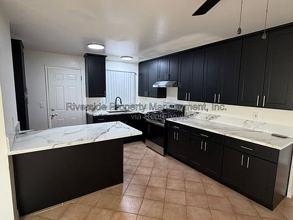 5th image of 4500 Sutton Pl