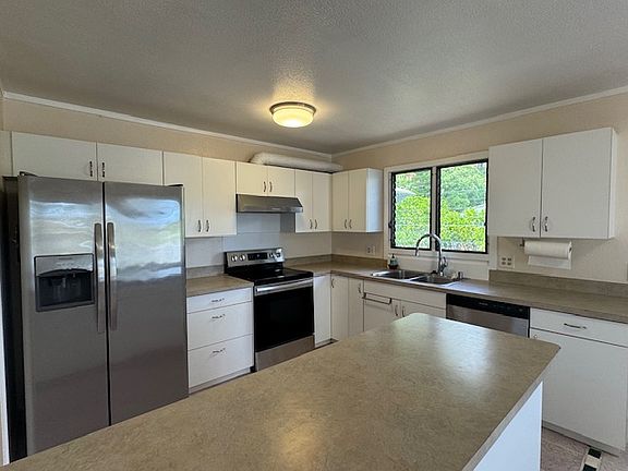 2nd image of 6008 Kalanianaole Hwy #A