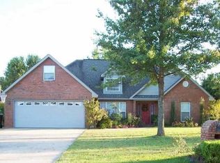 205 Rhett Ct, Warner Robins, GA 31088