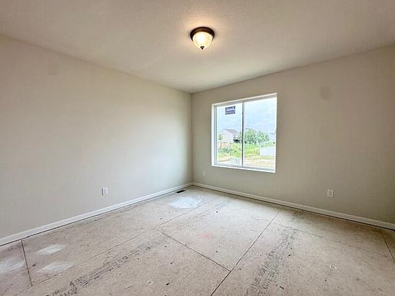 4th image of 4672 Wren Dr