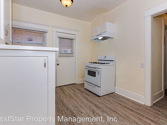 5th image of 468 Gaviota Ave APT 07