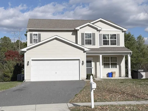 111 Crystal Lake Dr, Egg Harbor Township, NJ 08234