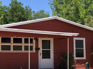 210 Roberts St, Winters, TX 79567