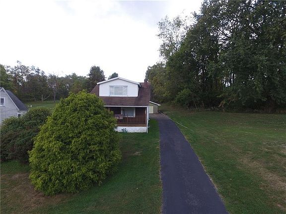 3rd image of 4028 Finleyville Elrama Rd