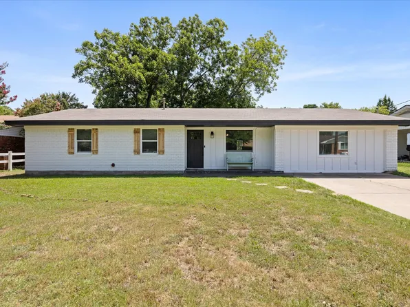 270 Barker St, Stephenville, TX 76401