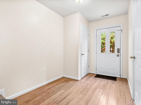 4th image of 18323 Roy Croft Dr