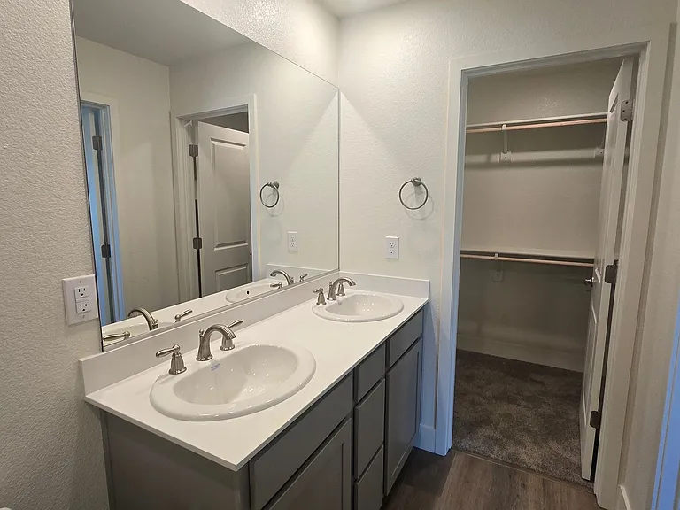 5854 Altitude St — Photo 22