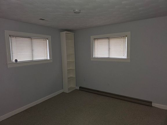 3rd image of 7933 Belroi Rd