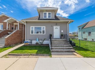 7429 W 58th St, Summit, IL 60501