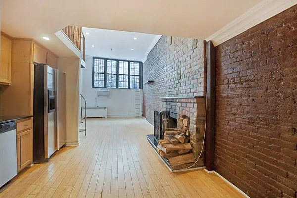 Sold by Mont Sky Real Estate | media 3