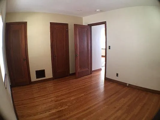 3 bed, 2208 sqft, $1,800 — Photo 4
