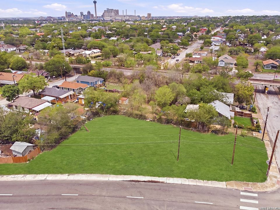 2nd image of 1415,1417,1501 S PINE ST LOT 7