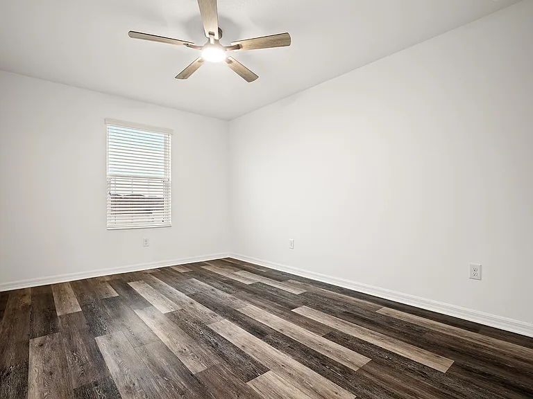 12124 Lake Blvd — Photo 26