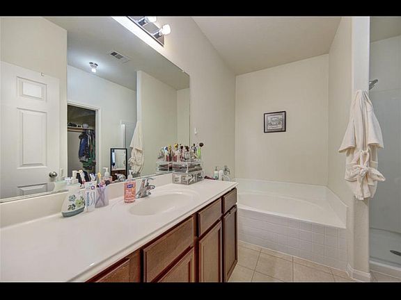 2nd image of 4915 Flagstone Pine Ln