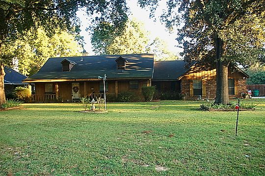 1st image of 7907 Cedar Creek Cir