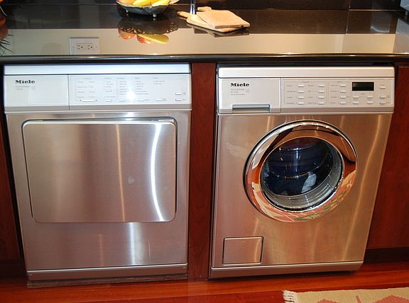 5th image of 600 S Dearborn St APT 1212