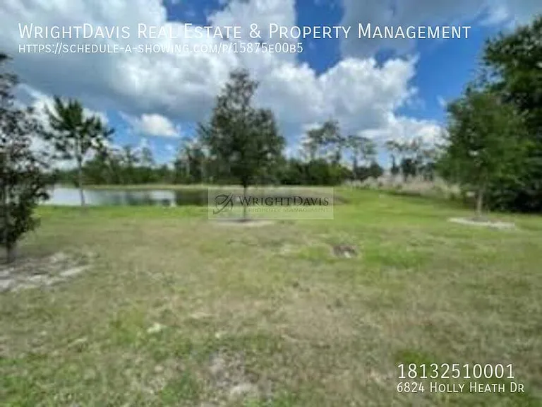 6824 Holly Heath Dr — Photo 17