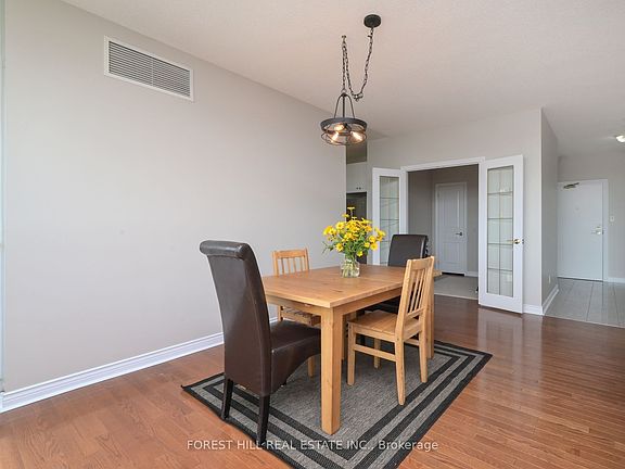 4th image of 4 Briar Hill Hts #507