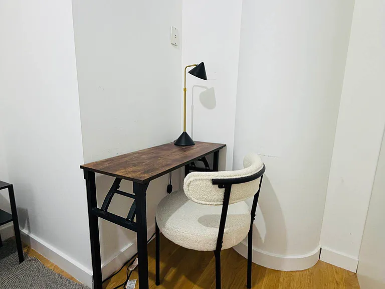 90 William St #11F — Photo 12
