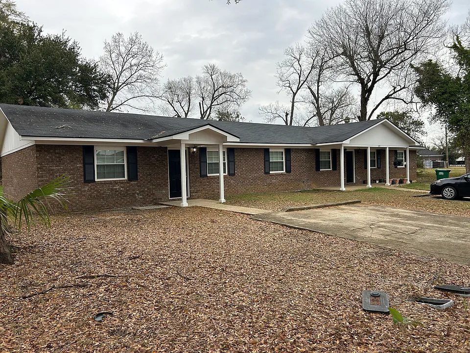 509 Park Ln