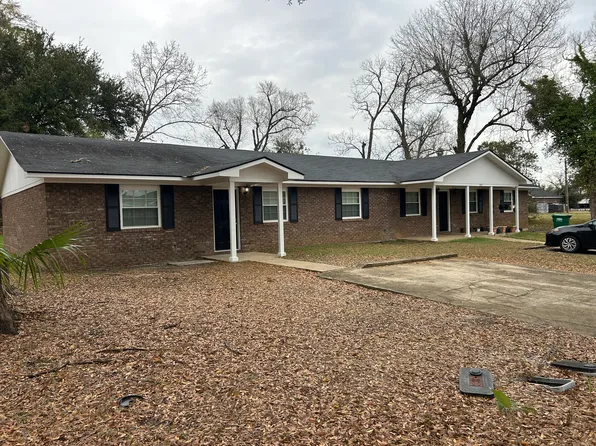 509 Park Ln, Albany, GA 31701