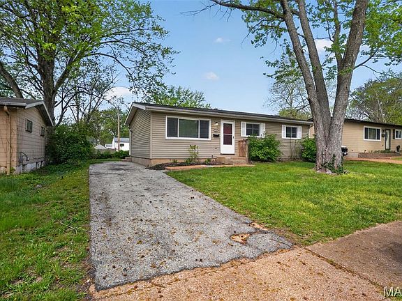 2nd image of 253 Elmdale Dr