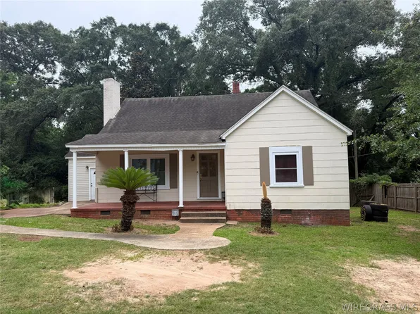 909 Crawford Ave, Enterprise, AL 36330