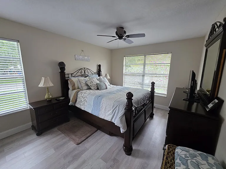 352 Plymouth St — Photo 13