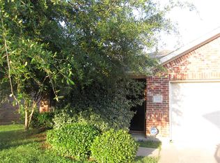7625 Rainbow Creek Dr, Fort Worth, TX 76123