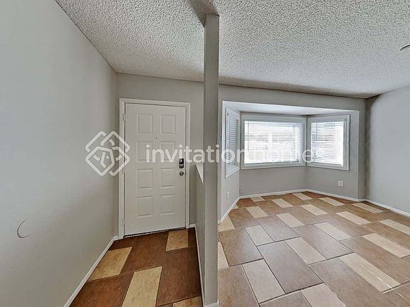 3rd image of 11126 W Sells Dr