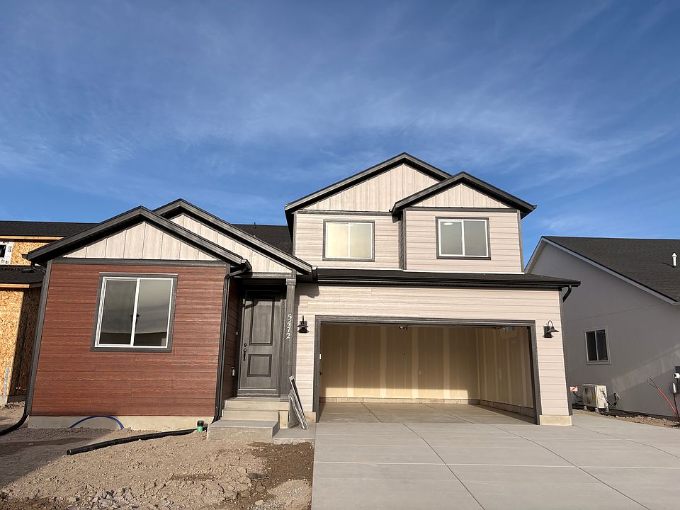 Front of the house. Private apartment entrance is not pictured but on the right side of the house.