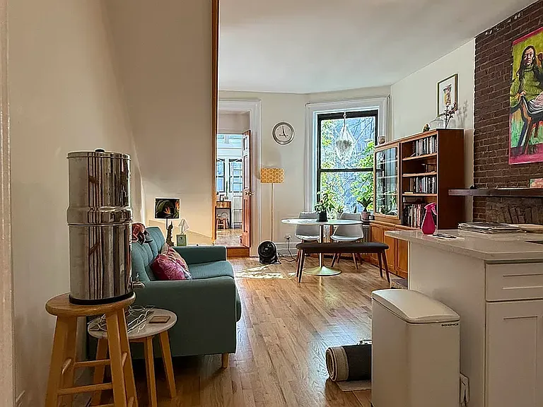 254 W 71st St #3B — Photo 4