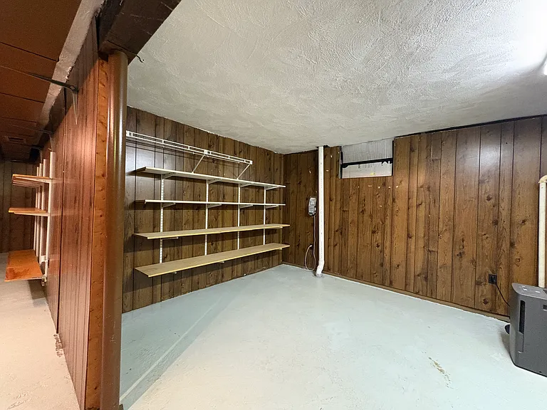 59 Westvale Dr — Photo 12