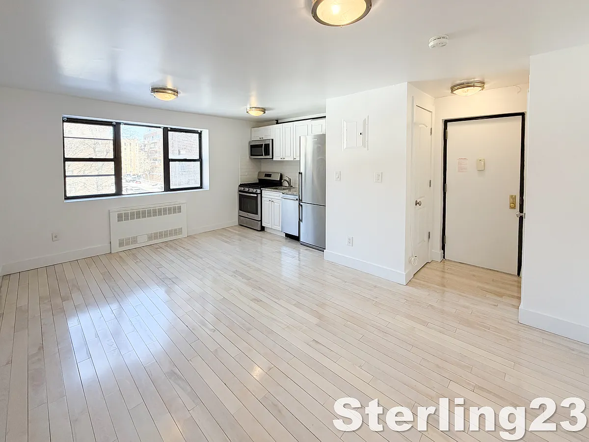 Building Photo - 210 Brighton 15 St #G5