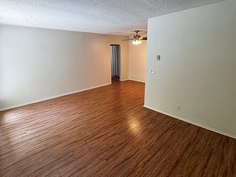 919 N Alfred St — Photo 1