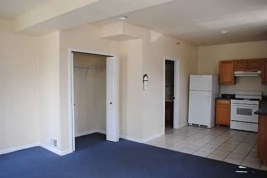 525 Sprague Ave #1 — Photo 4