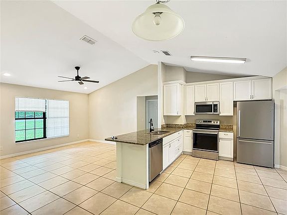 4th image of 1340 4th St