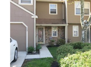 408 Jamestown Ct #408, Mount Laurel, NJ 08054