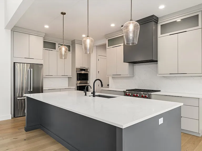 7786 W Diamond Lake Dr — Photo 11