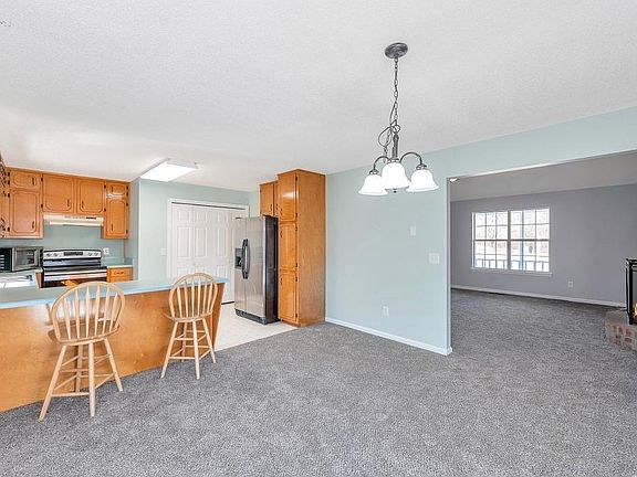 3rd image of 4169 Sterling Pointe Dr
