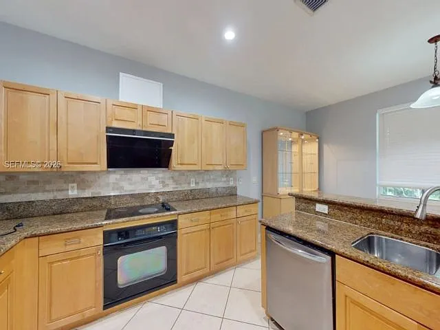 624 Bald Cypress Rd — Photo 15