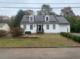26 Hillside Ave, Barnegat, NJ 08005